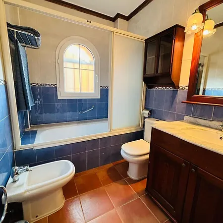 Villa Con Piscina Privada En Primera Linea De Playa *