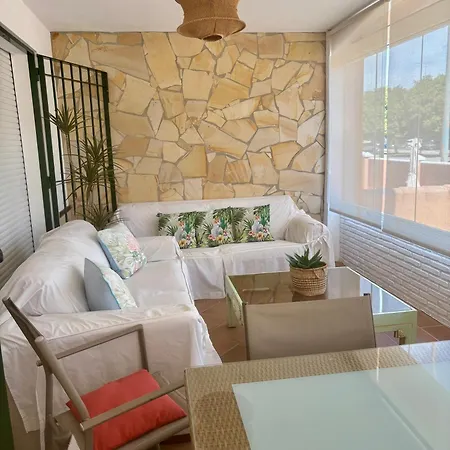 Con Piscina Privada En Primera Linea De Playa * 托雷莫利诺斯