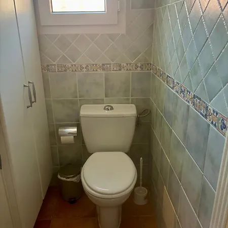 Con Piscina Privada En Primera Linea De Playa 托雷莫利诺斯