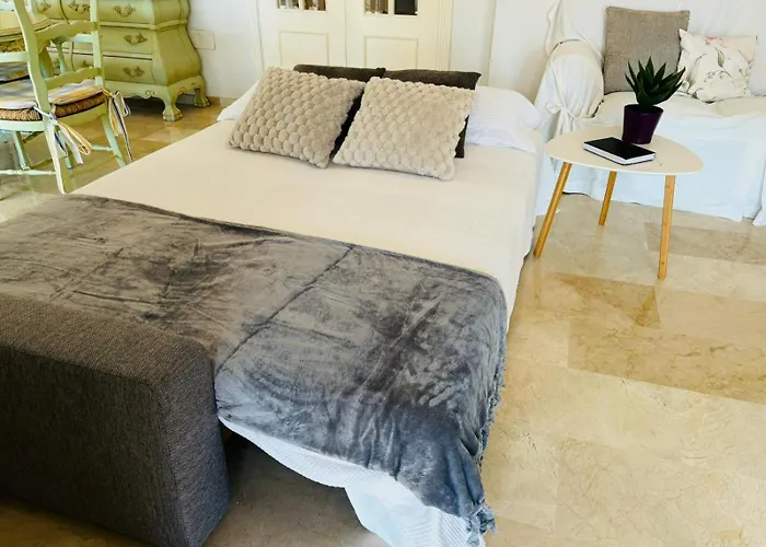 Con Piscina Privada En Primera Linea De Playa توريمولينوس